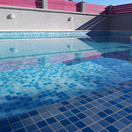 Helles Doppelzimmer Mit Bad, Terrasse Und Pool, Seperater Eingang, Liznjan, Istrien Экстерьер фото